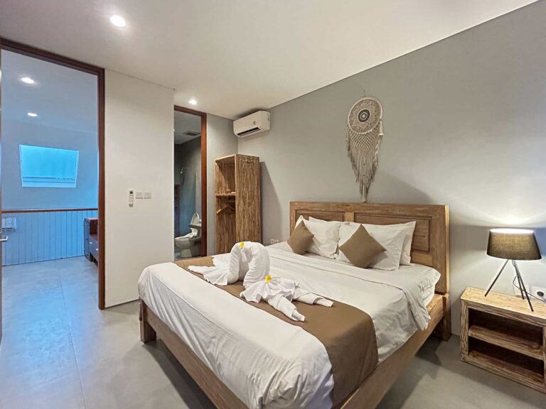 bedroom left - 2clover compressed