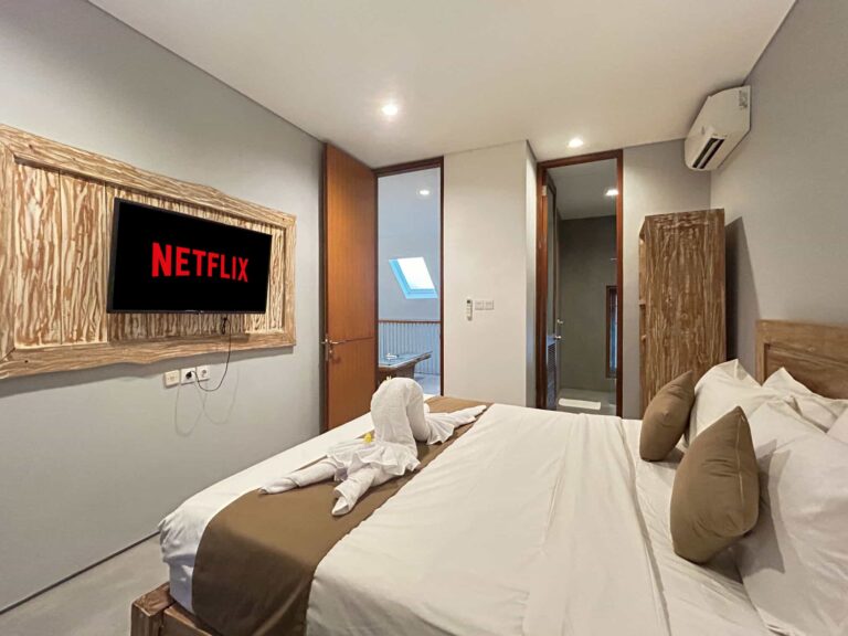 bedroom left - 3clover compressed