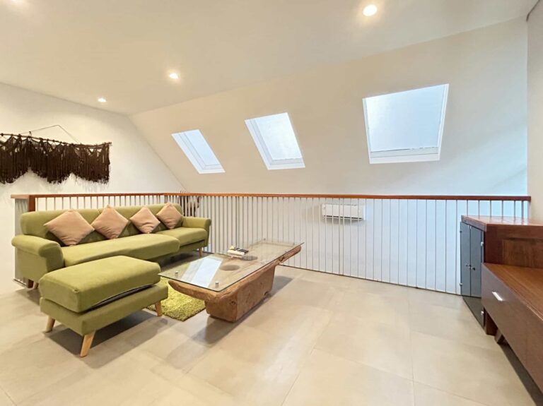 living area - 1clover compressed