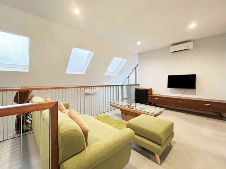 living area - 3clover compressed